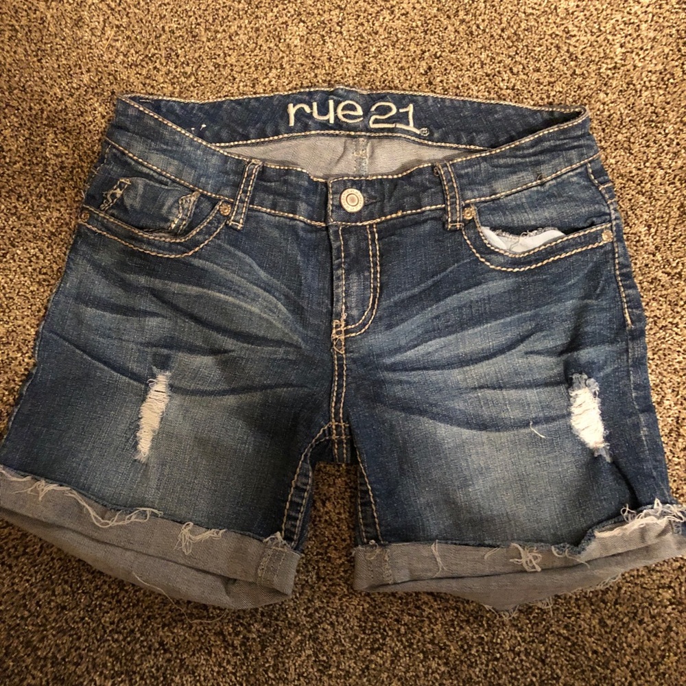 Rue 21 women’s jean shorts